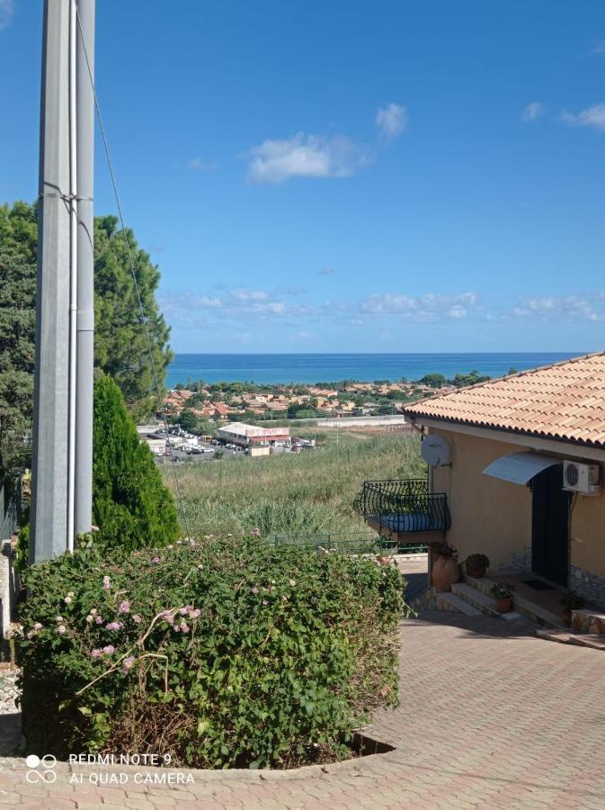 Villa Belvedere Campofelice Di Roccella Exterior foto